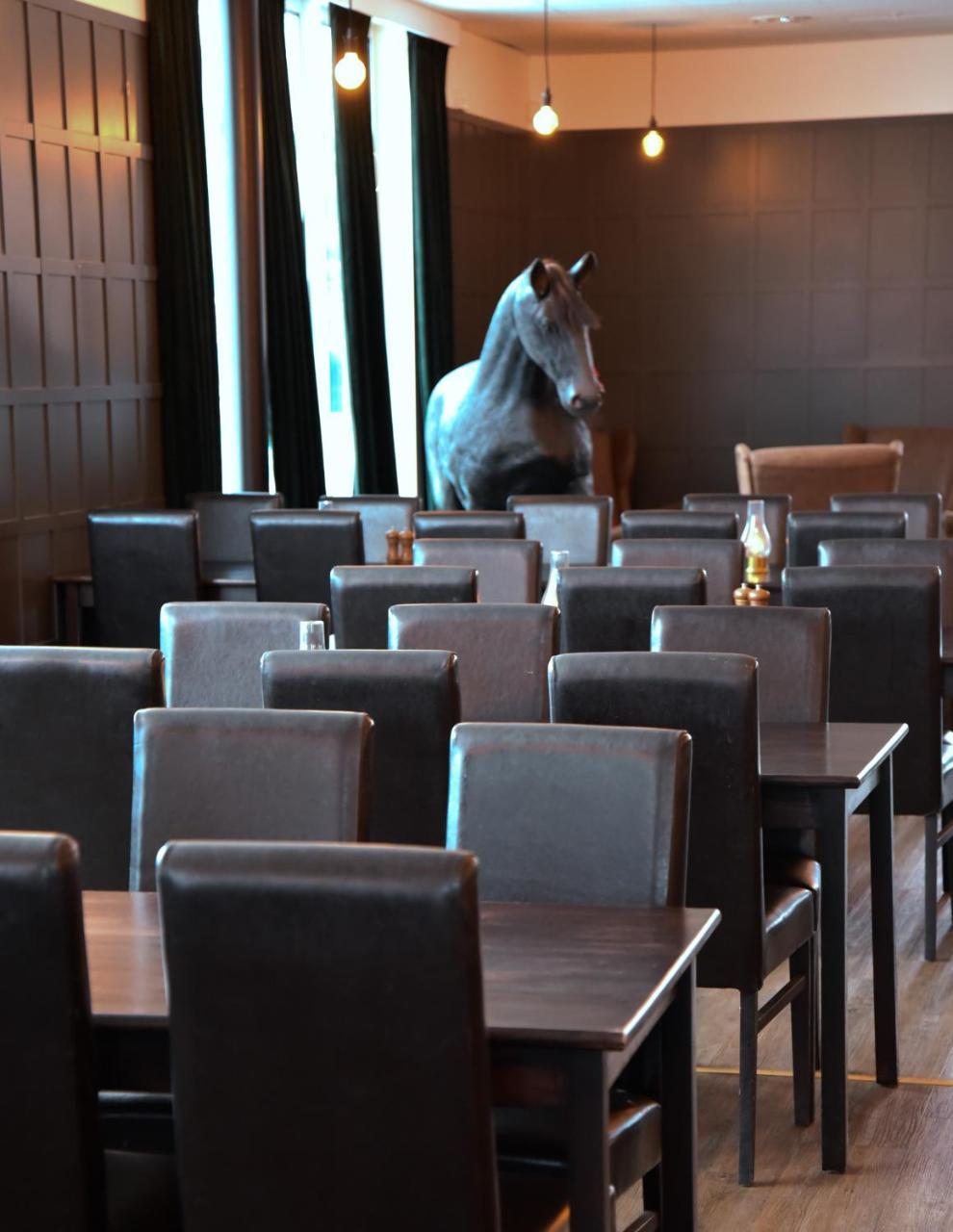 Hotell Arjaeng Exterior photo