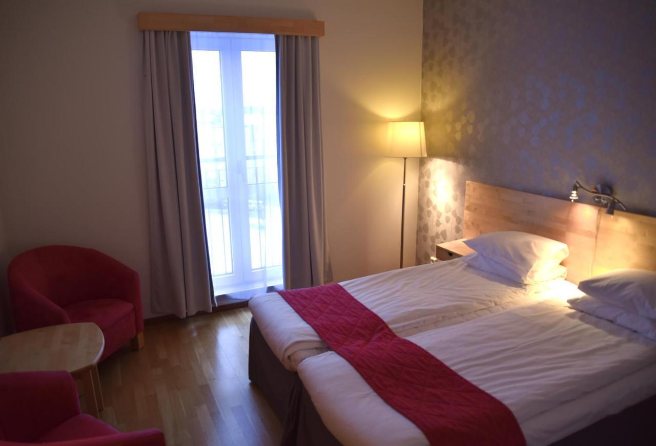 Hotell Arjaeng Exterior photo